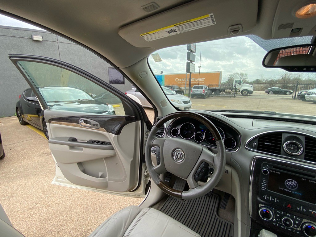 2015 Buick Enclave Image 25