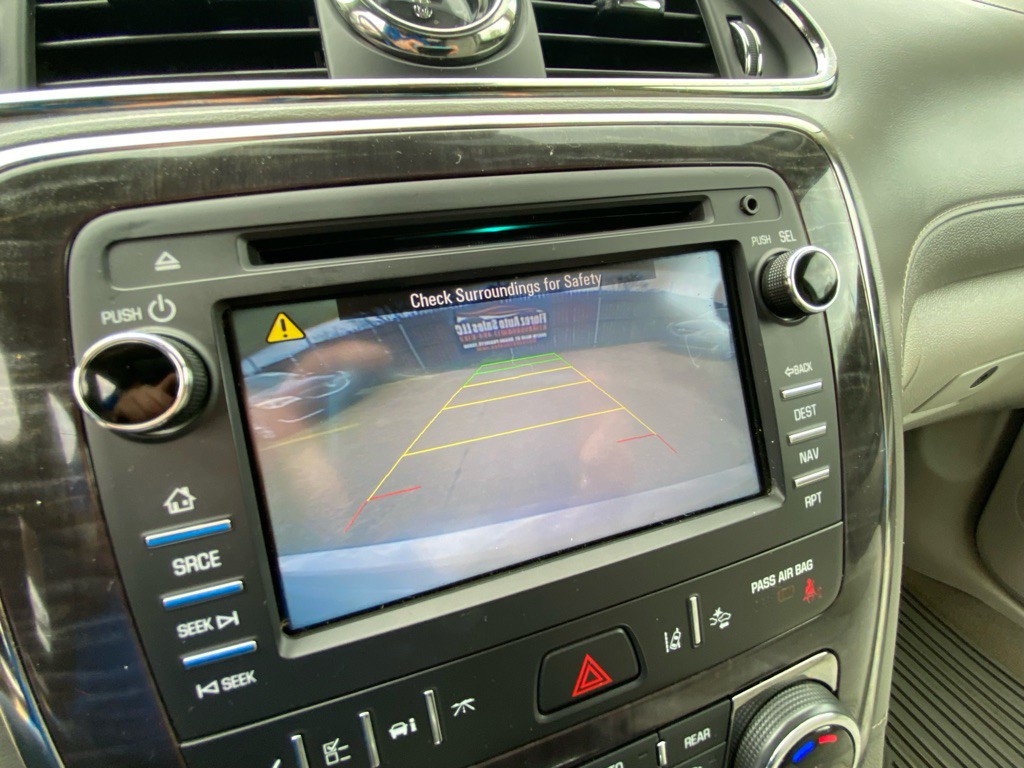 2015 Buick Enclave Image 30