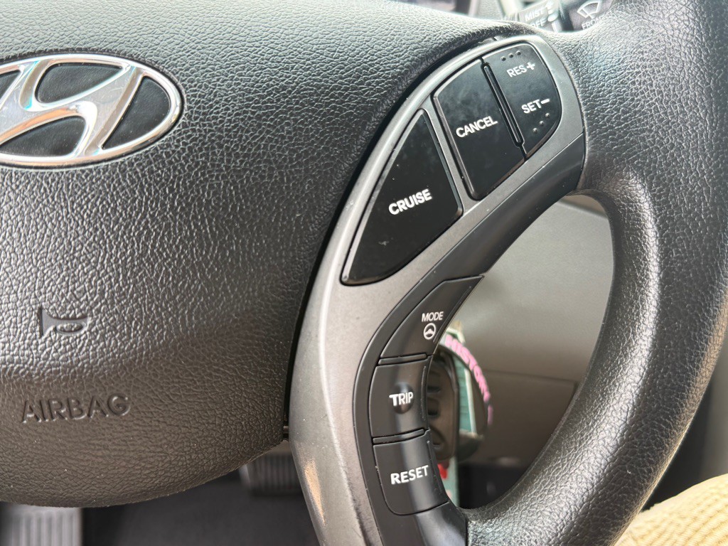 2014 Hyundai Elantra Image 27