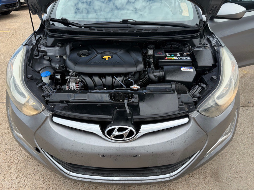 2014 Hyundai Elantra Image 30