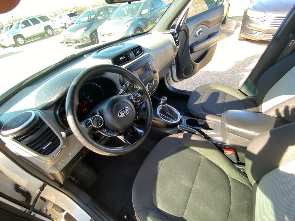2016 Kia Soul Image 14