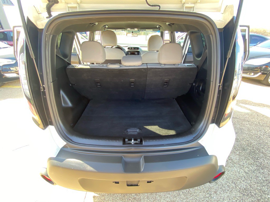 2016 Kia Soul Image 17