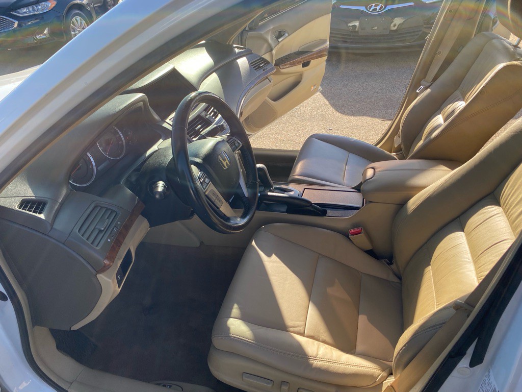 2009 Honda Accord Image 14