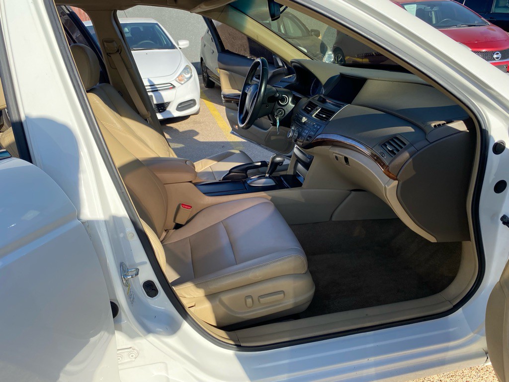 2009 Honda Accord Image 19