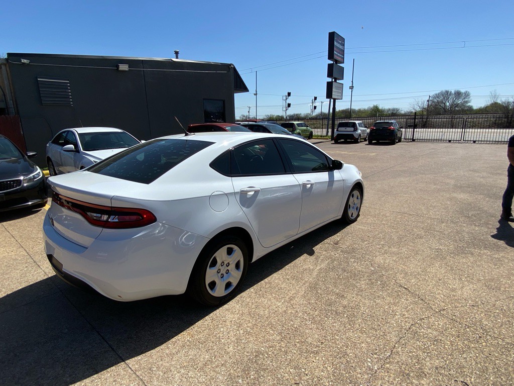 2015 Dodge Dart Image 6