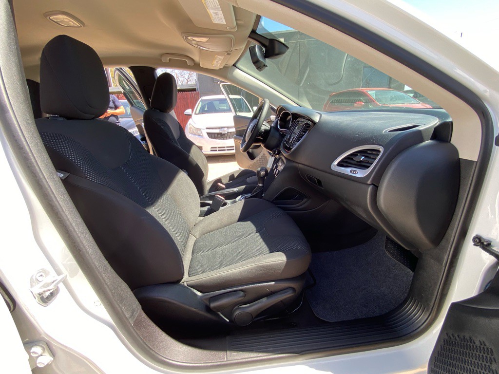 2015 Dodge Dart Image 19