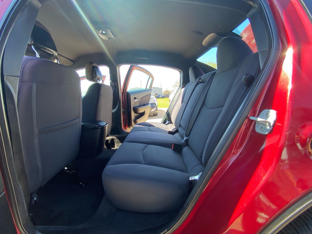 2012 Chrysler 200 Image 16