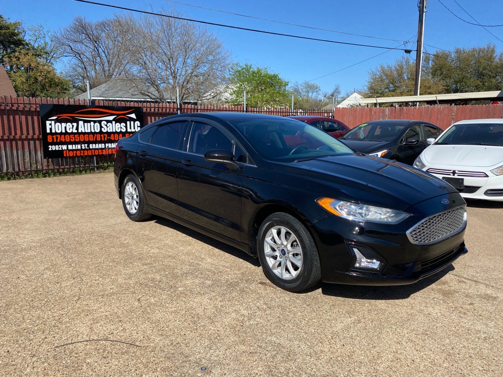 2018 Ford Fusion Image 1