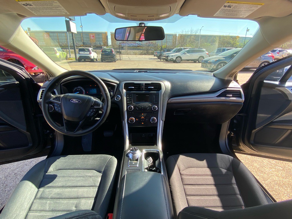 2018 Ford Fusion Image 21