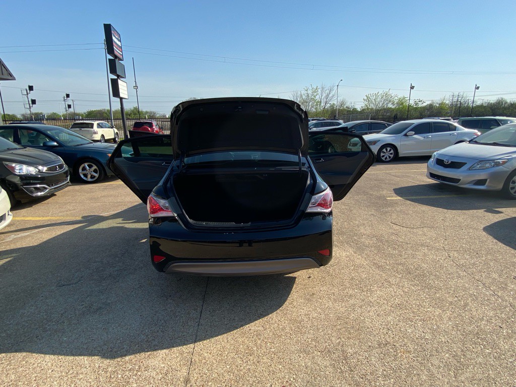 2012 Hyundai Sonata Image 11