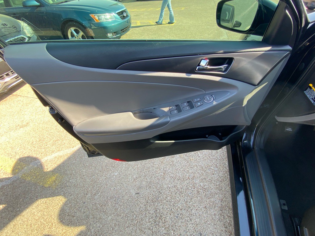 2012 Hyundai Sonata Image 13