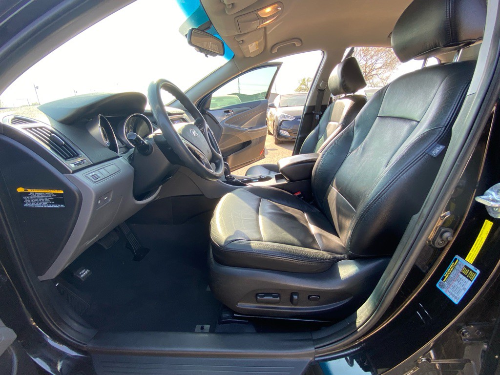 2012 Hyundai Sonata Image 15