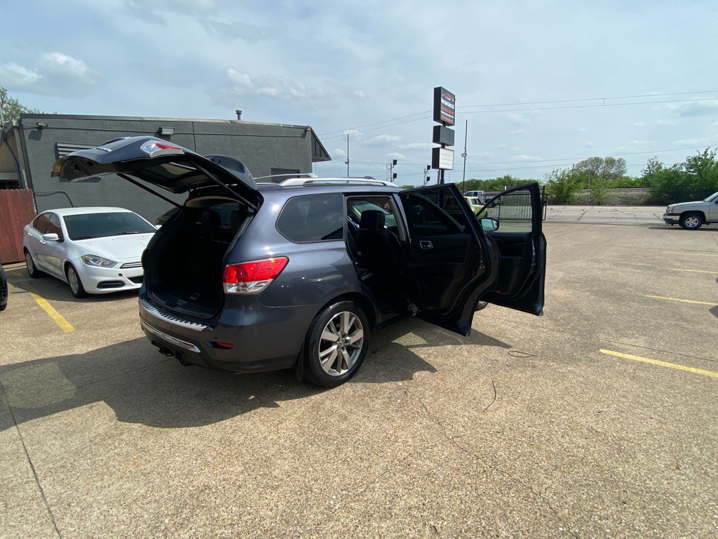 2014 Nissan Pathfinder Image 12