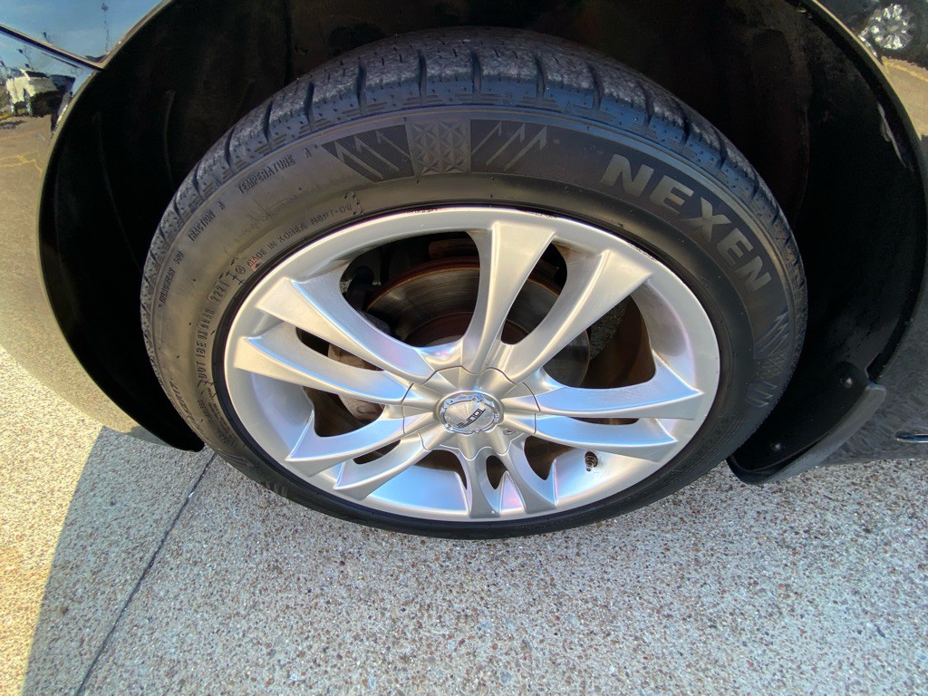 2013 Hyundai Elantra Image 32