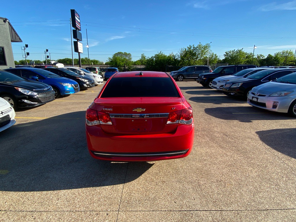2015 Chevrolet Cruze Image 5