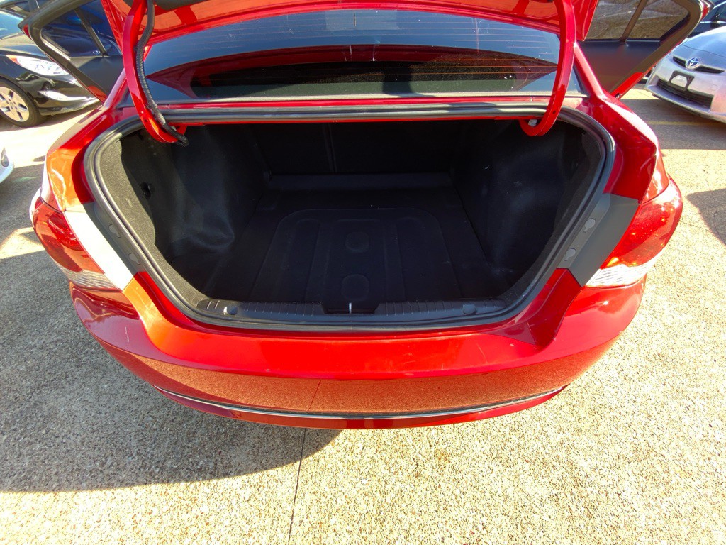 2015 Chevrolet Cruze Image 17