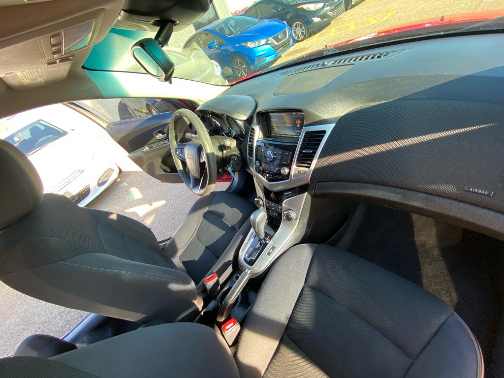 2015 Chevrolet Cruze Image 20