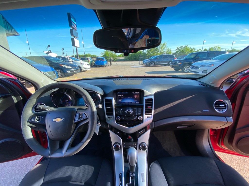 2015 Chevrolet Cruze Image 21