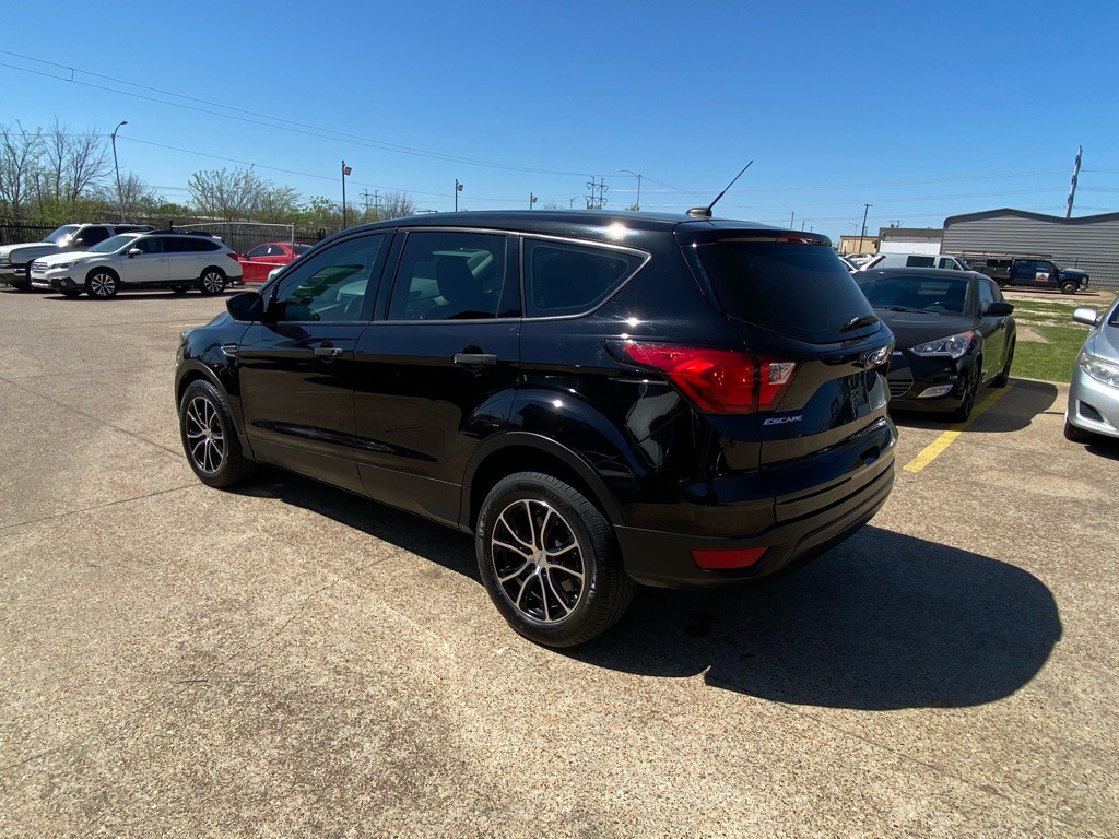 2019 Ford Escape Image 4