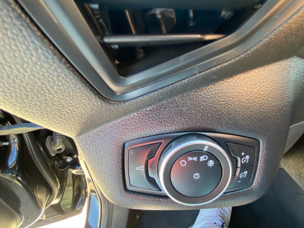 2019 Ford Escape Image 24