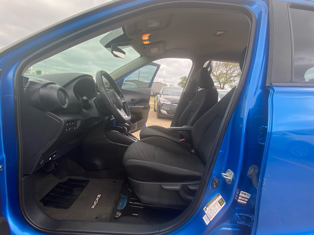 2022 Nissan Kicks Image 14