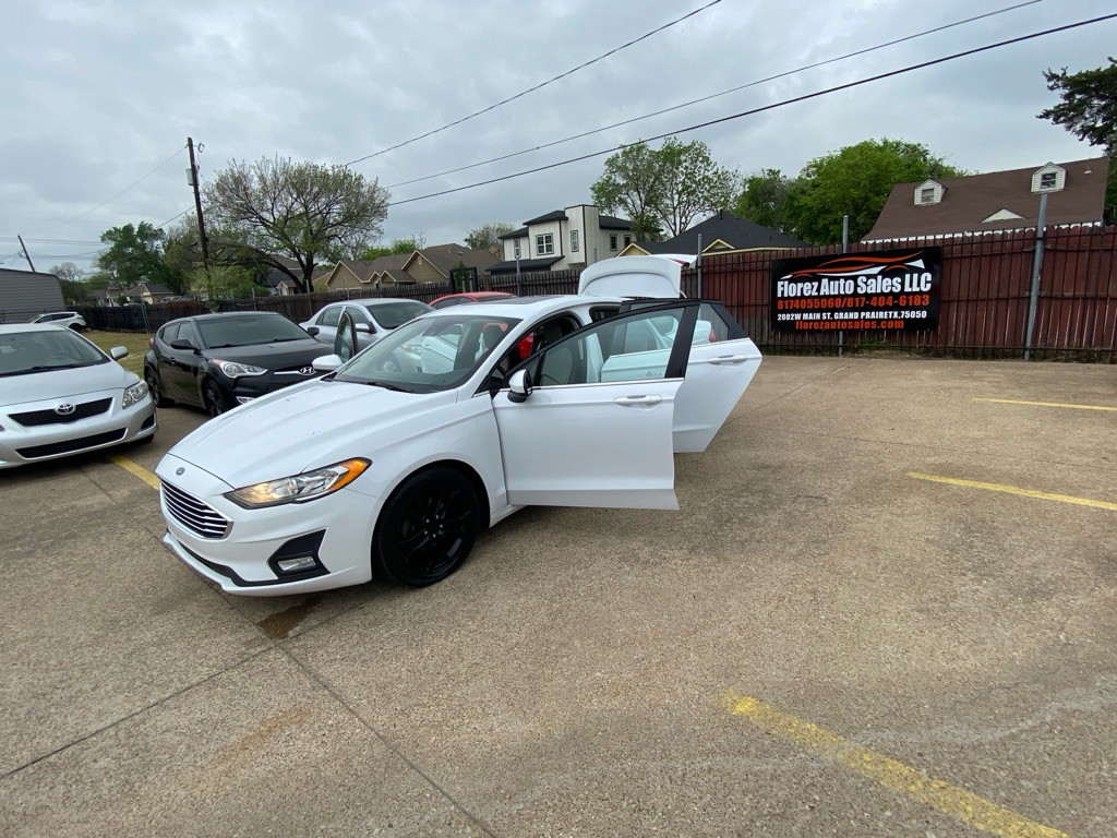 2020 Ford Fusion Image 9