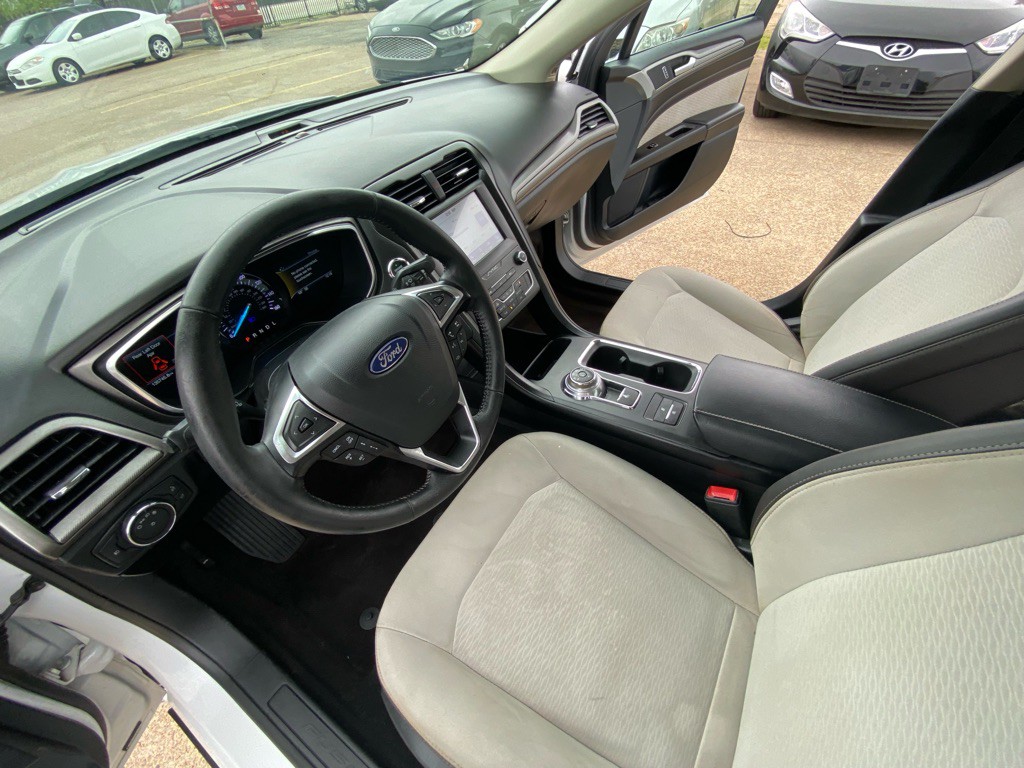 2020 Ford Fusion Image 14