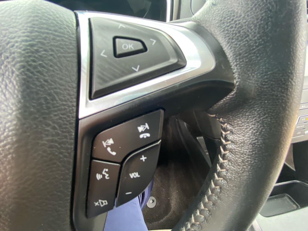 2020 Ford Fusion Image 23