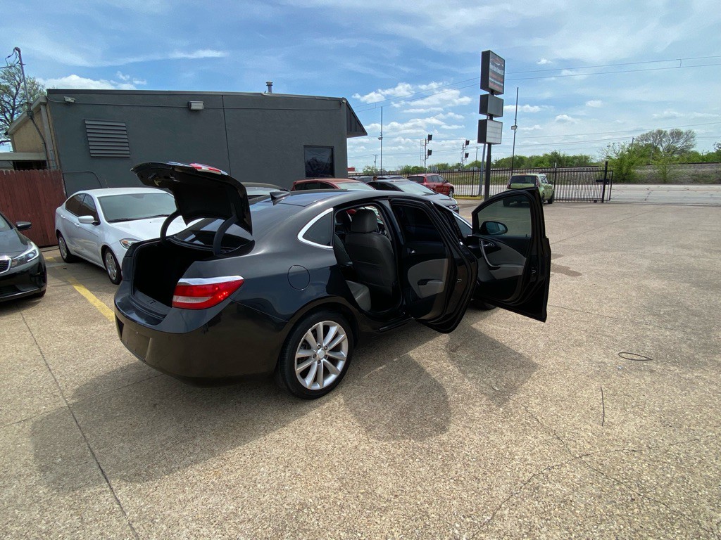 2015 Buick Verano Image 12