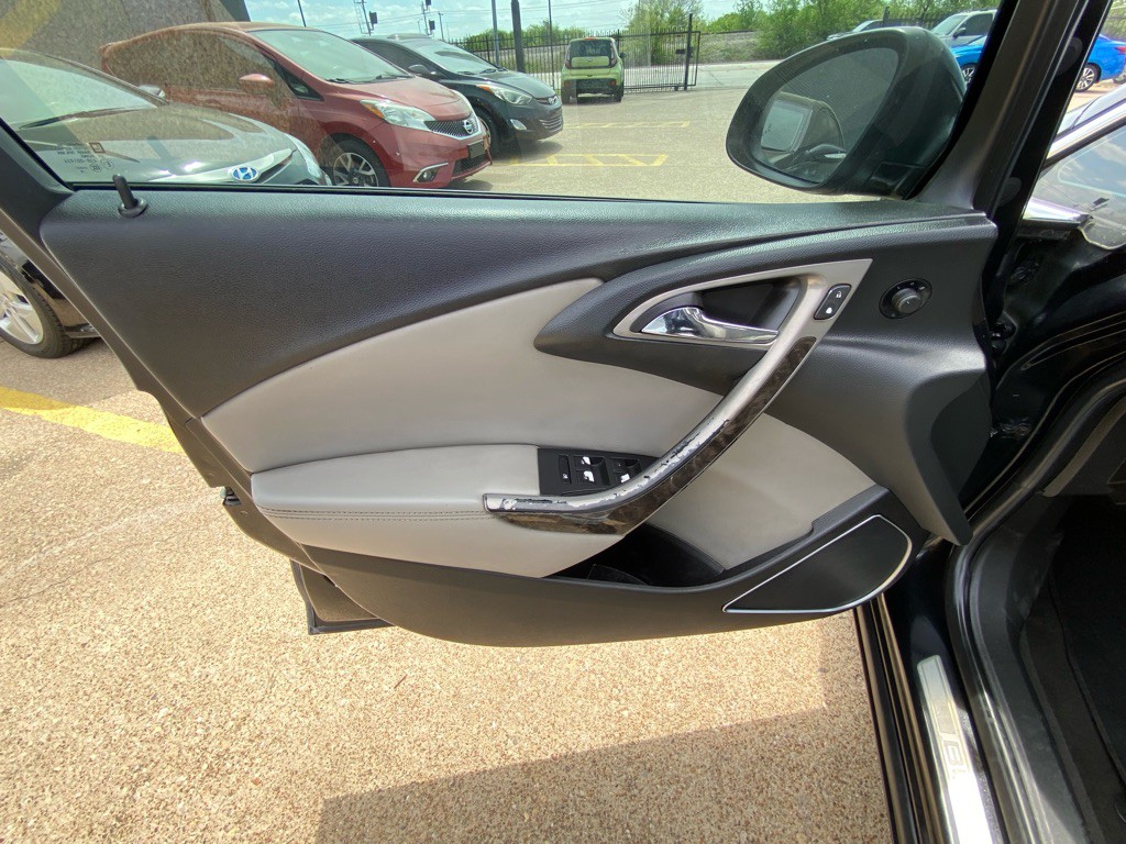 2015 Buick Verano Image 13