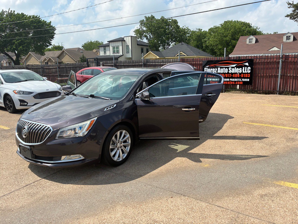 2015 Buick Lacrosse Image 9