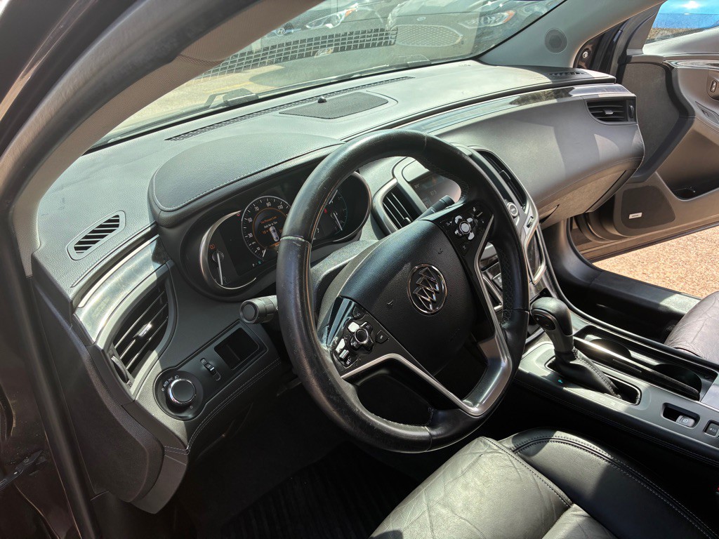 2015 Buick Lacrosse Image 14