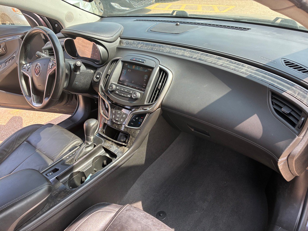 2015 Buick Lacrosse Image 19