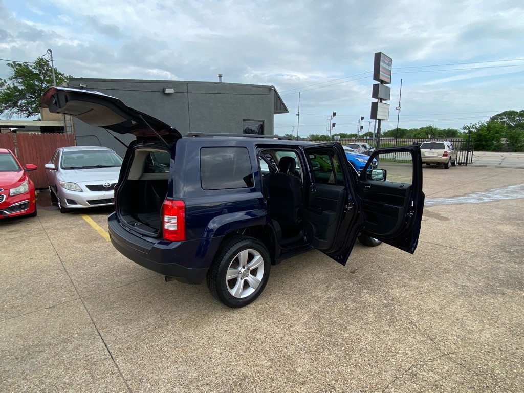 2014 Jeep Patriot Image 12