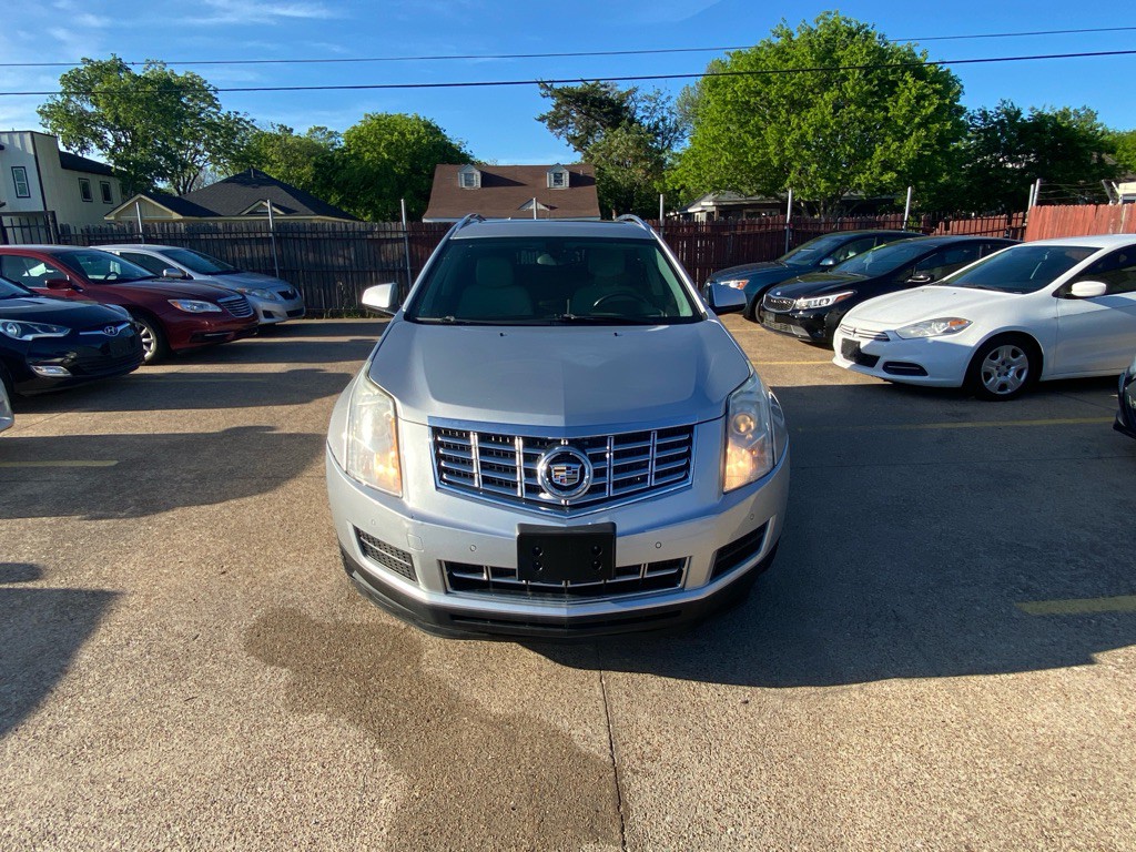 2016 Cadillac SRX Image 2
