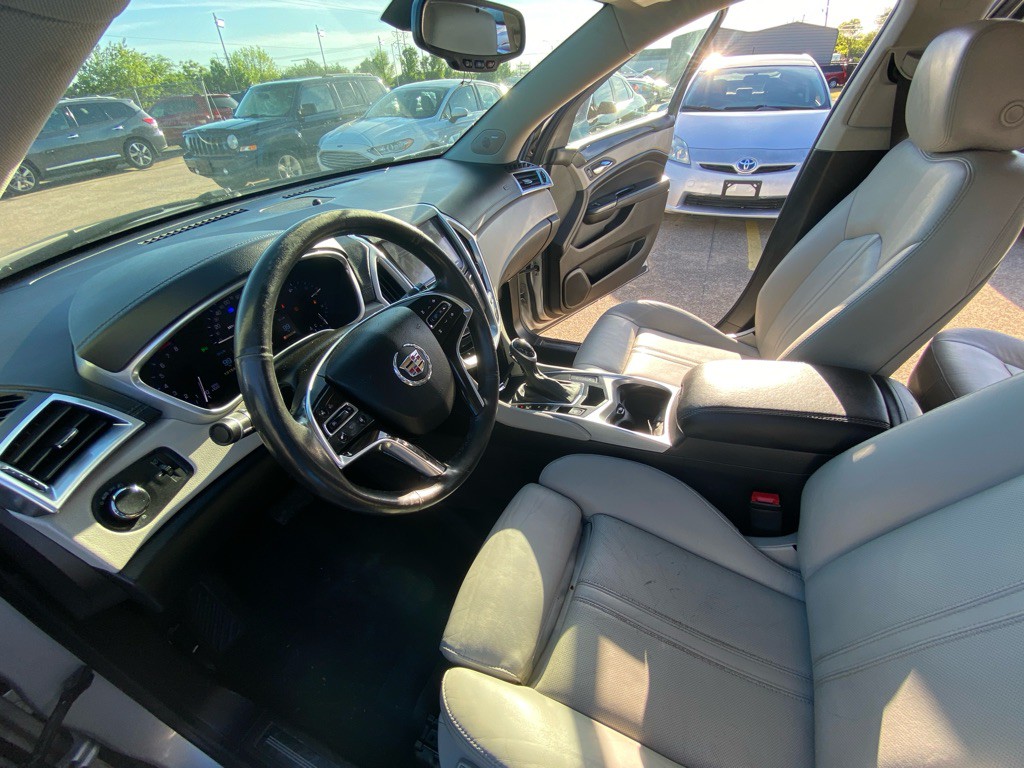 2016 Cadillac SRX Image 14