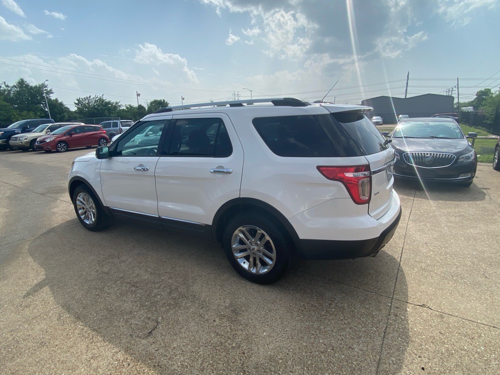 2012 Ford Explorer Image 4