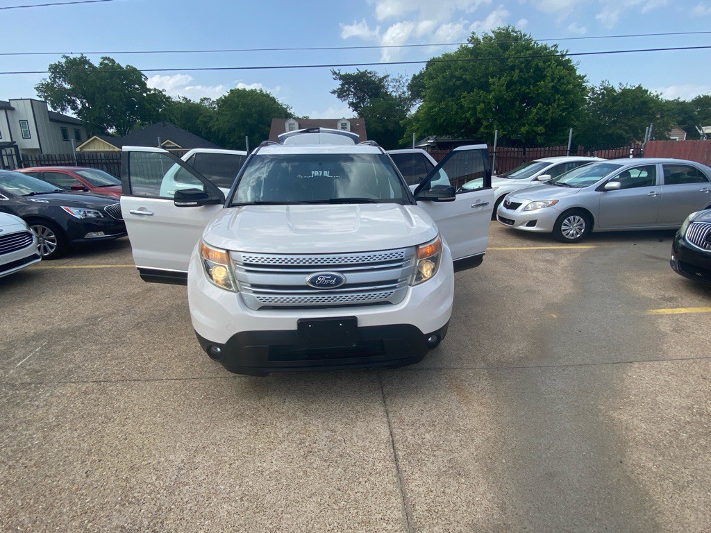2012 Ford Explorer Image 7