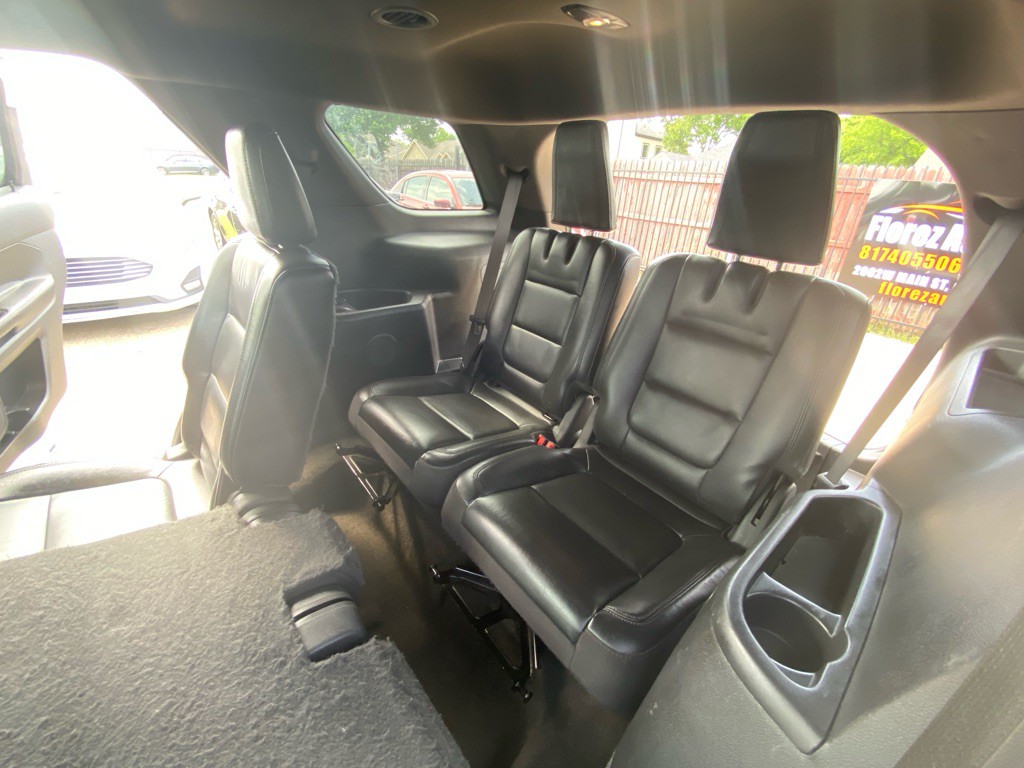 2012 Ford Explorer Image 16