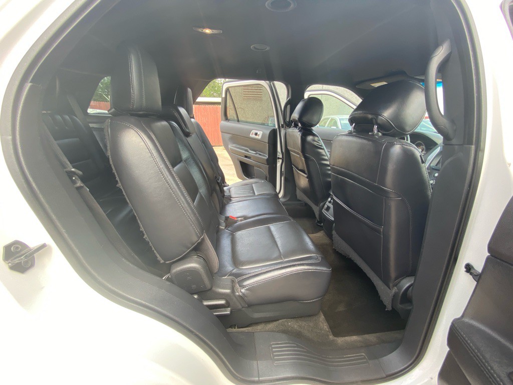 2012 Ford Explorer Image 18