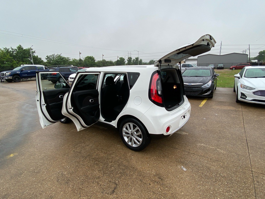 2018 Kia Soul Image 10