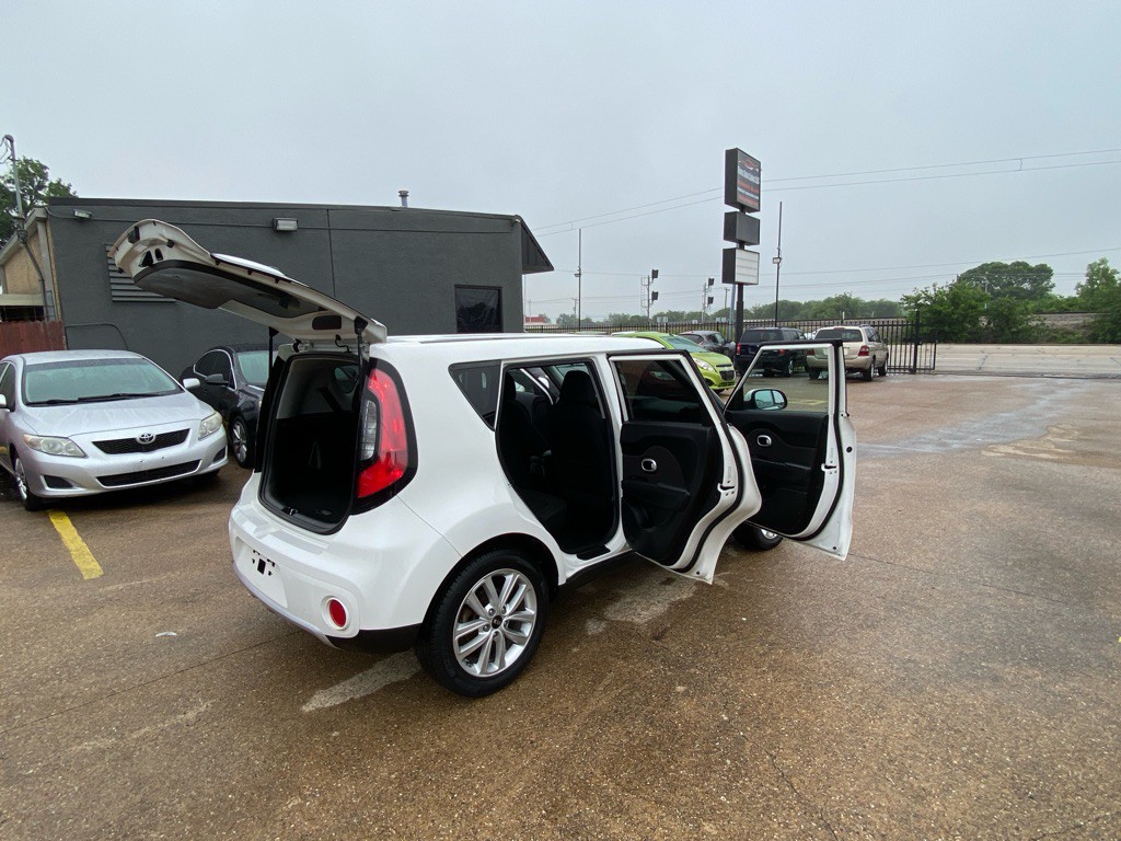 2018 Kia Soul Image 12