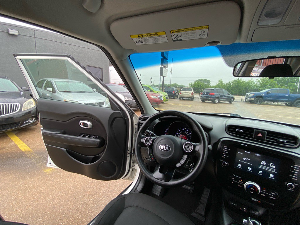 2018 Kia Soul Image 23