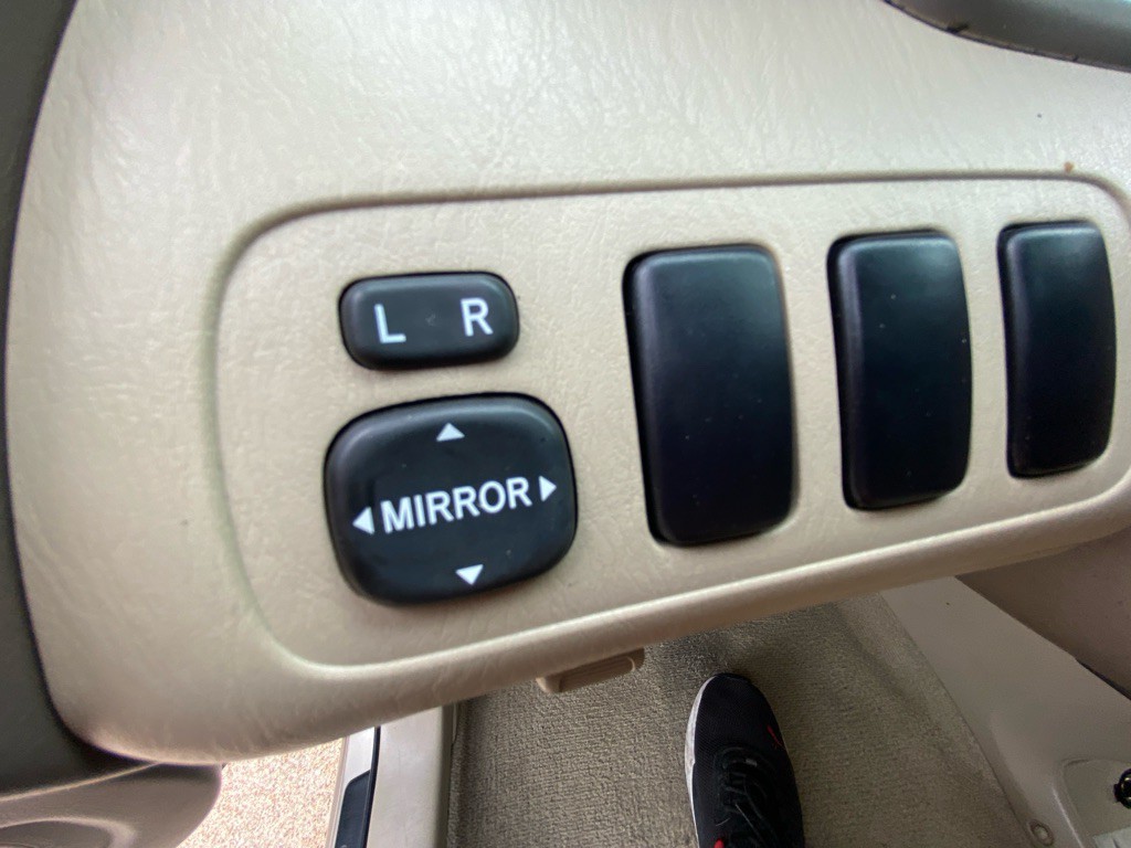 2006 Toyota Highlander Image 25