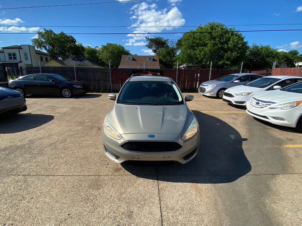 2015 Ford Focus Image 2