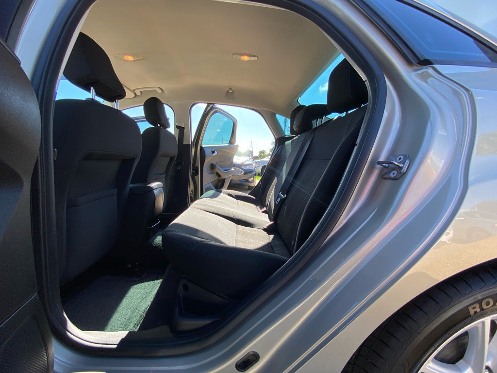 2015 Ford Focus Image 16