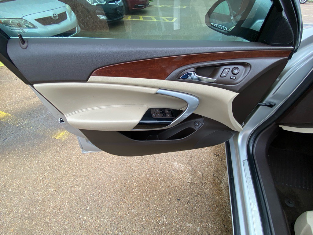 2016 Buick Regal Image 13
