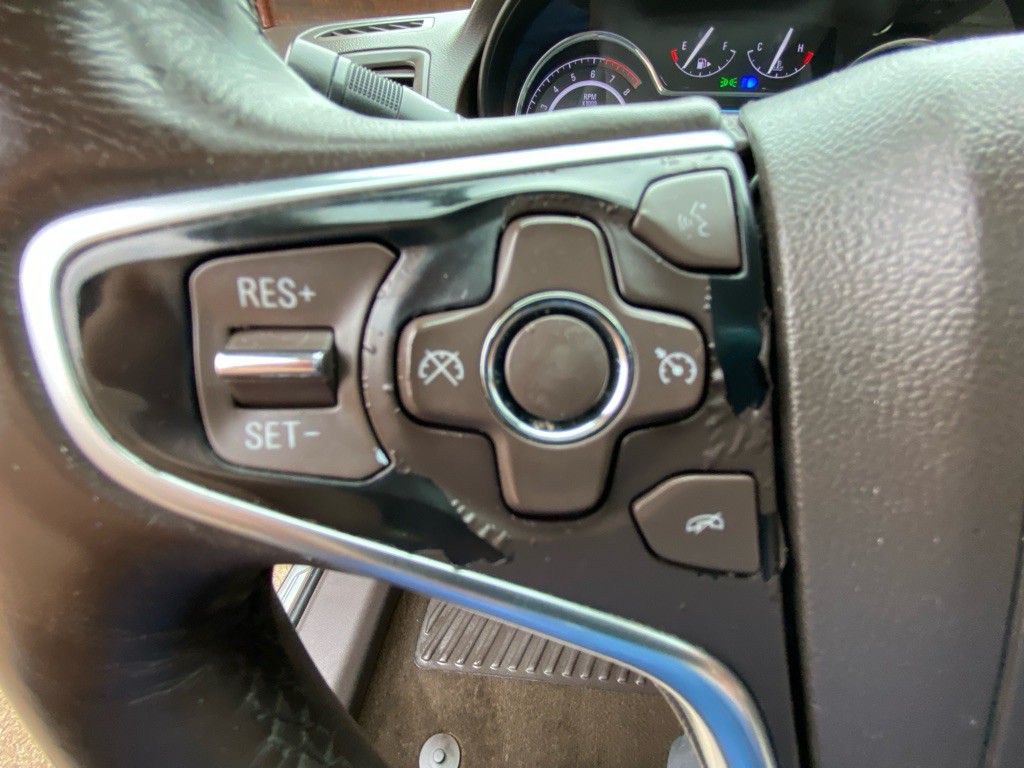 2016 Buick Regal Image 24