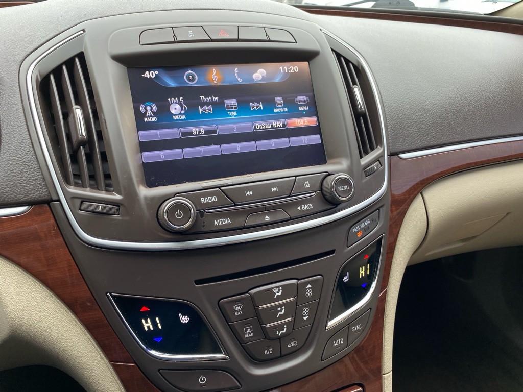 2016 Buick Regal Image 28