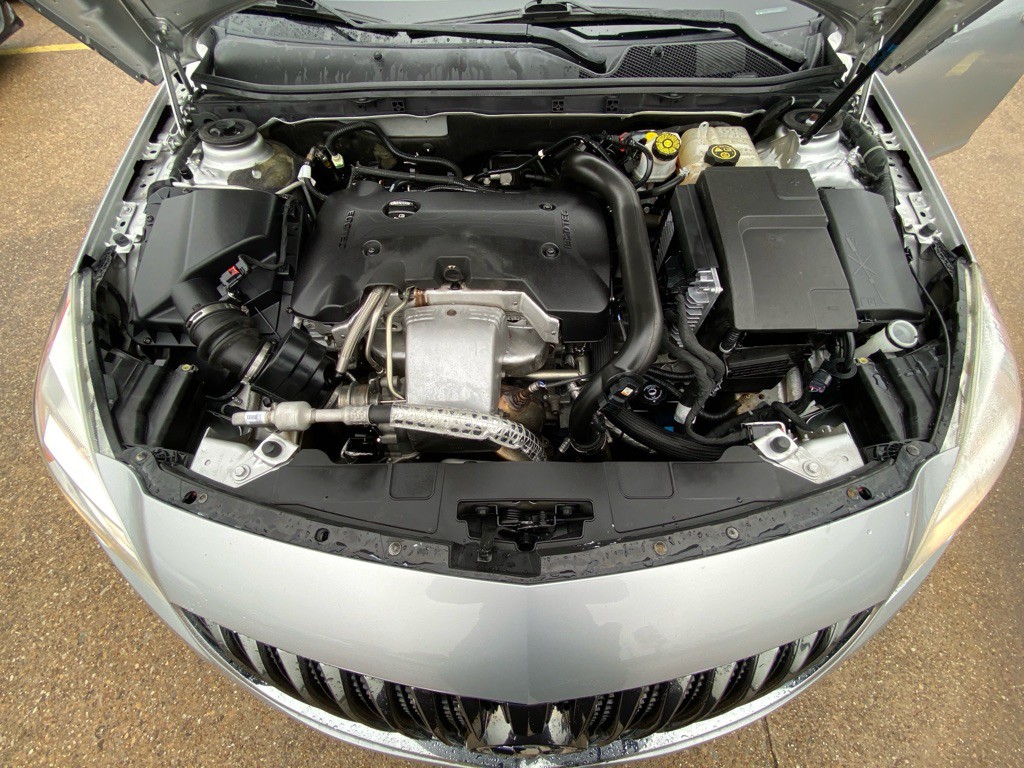 2016 Buick Regal Image 30